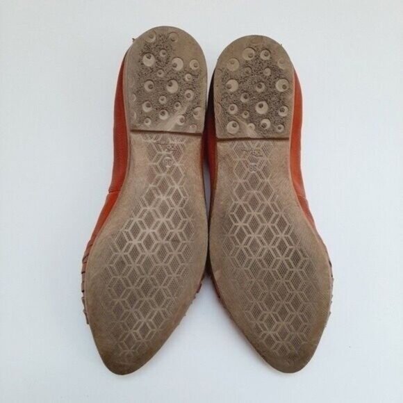 MJUS Pointy Toe Ballet Flats Orange Abstract Bow Detail Sz US 7.5 / Eur 38 - Picture 12 of 13
